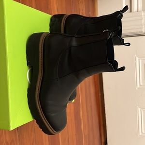 Black Leather Sam Edelman Laguna Chelsea Boots
